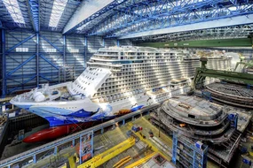 Das Schiff kurz vor dem Ausdocken.