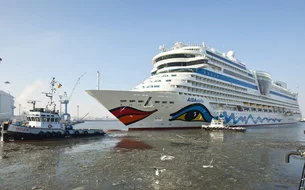 Ausdocken der AIDAstella