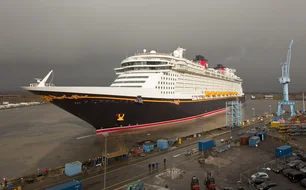 Emsüberführung der Disney Fantasy