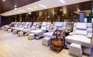Chinese Spa Relaxation Lounge